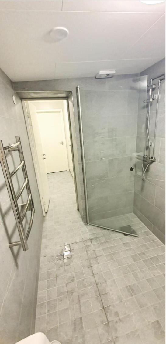 Private Room With No Windows In Shared House-5 Ούμεο Εξωτερικό φωτογραφία